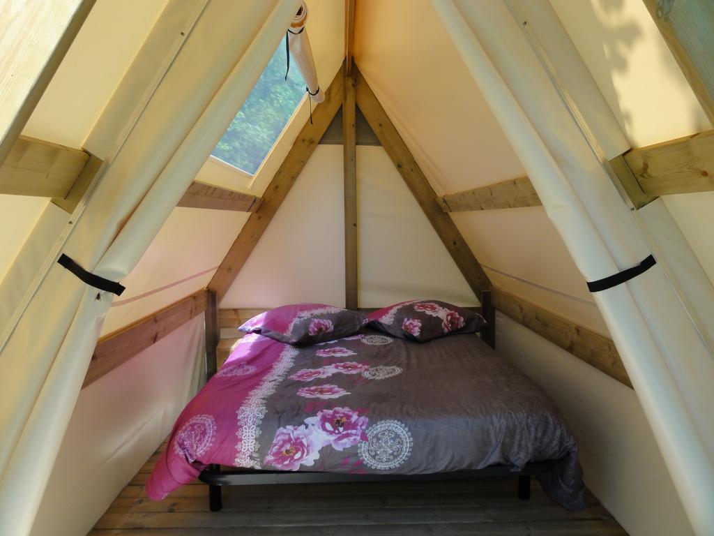 Camping La Ferme De カステラーヌ エクステリア 写真