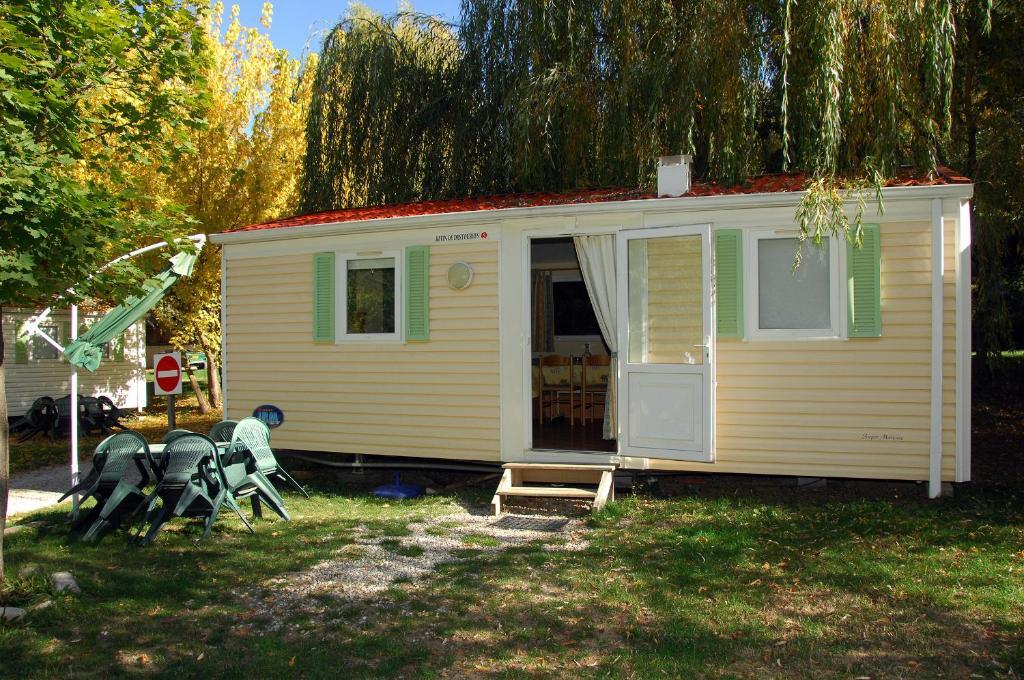 Camping La Ferme De カステラーヌ 部屋 写真
