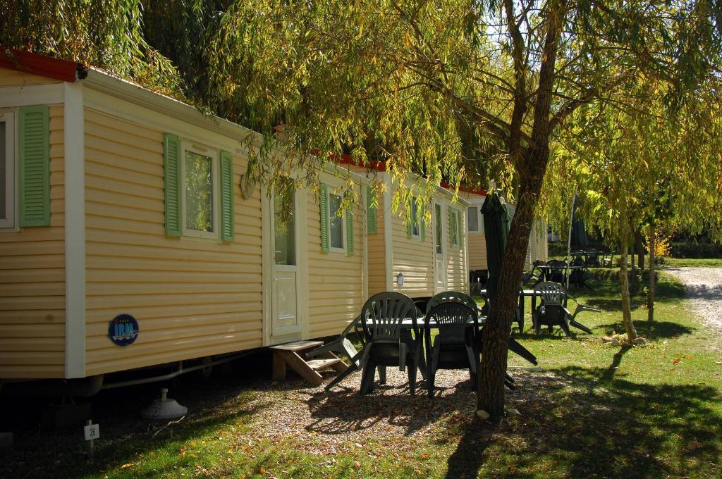 Camping La Ferme De カステラーヌ 部屋 写真